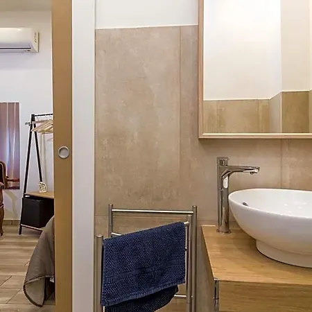 Giu Al Centro Bed & Breakfast Naples