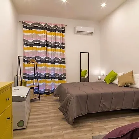 Bed & Breakfast Giu Al Centro Naples