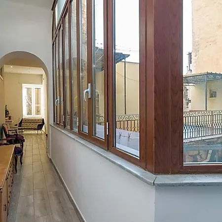 Giu Al Centro Bed & Breakfast 3*