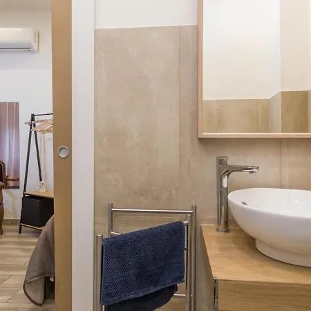 Giu Al Centro Bed & Breakfast 3*