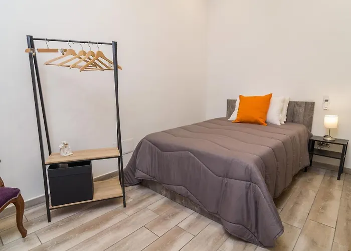 Giu Al Centro 3* Nápoly