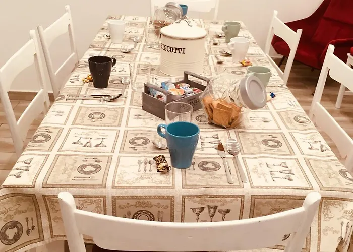 Bed and Breakfast Giu Al Centro 3*