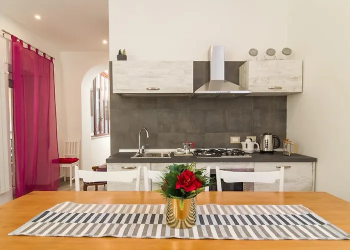 Giu Al Centro Bed and Breakfast 3*