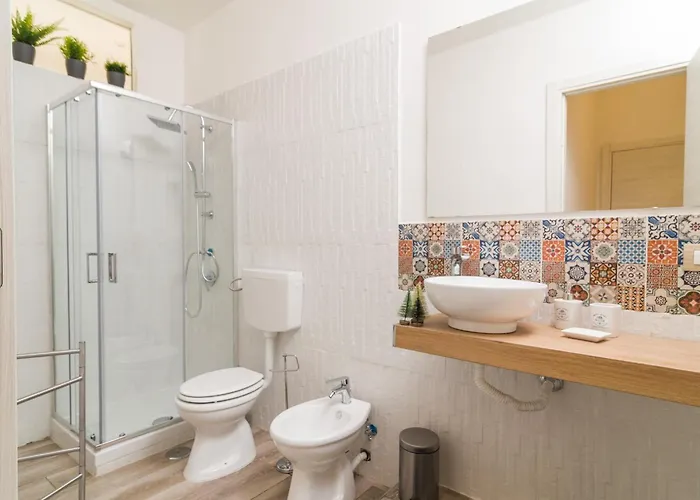 Giu Al Centro Bed and Breakfast Νάπολη