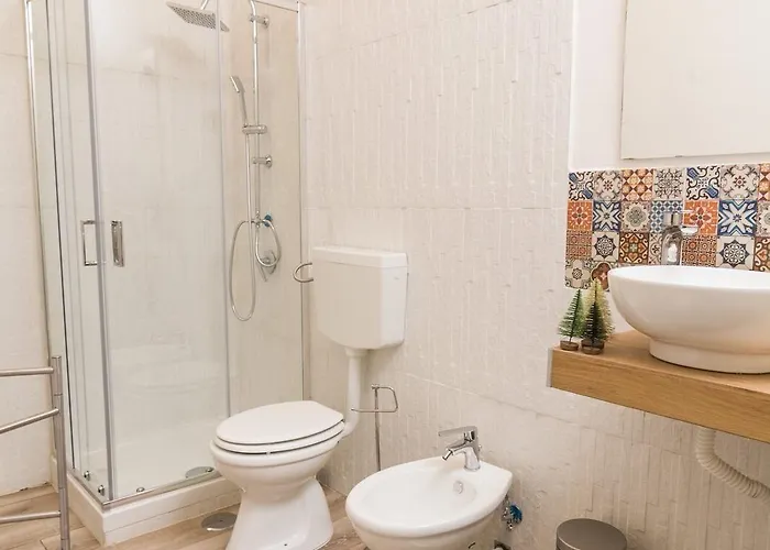 Bed and Breakfast Giu Al Centro Νάπολη