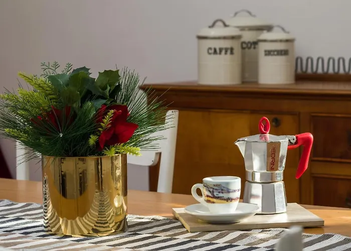 Giu Al Centro Bed and Breakfast Νάπολη